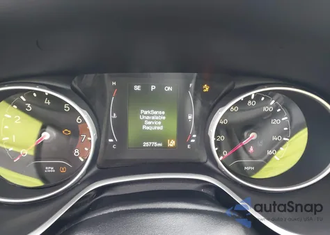 2018 Jeep Compass Altitude Fwd z USA, uszkodzony, nr VIN 3C4NJCBB6JT327008